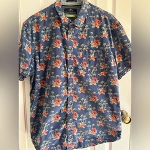Men’s L Hawaiian button short sleeve shirt